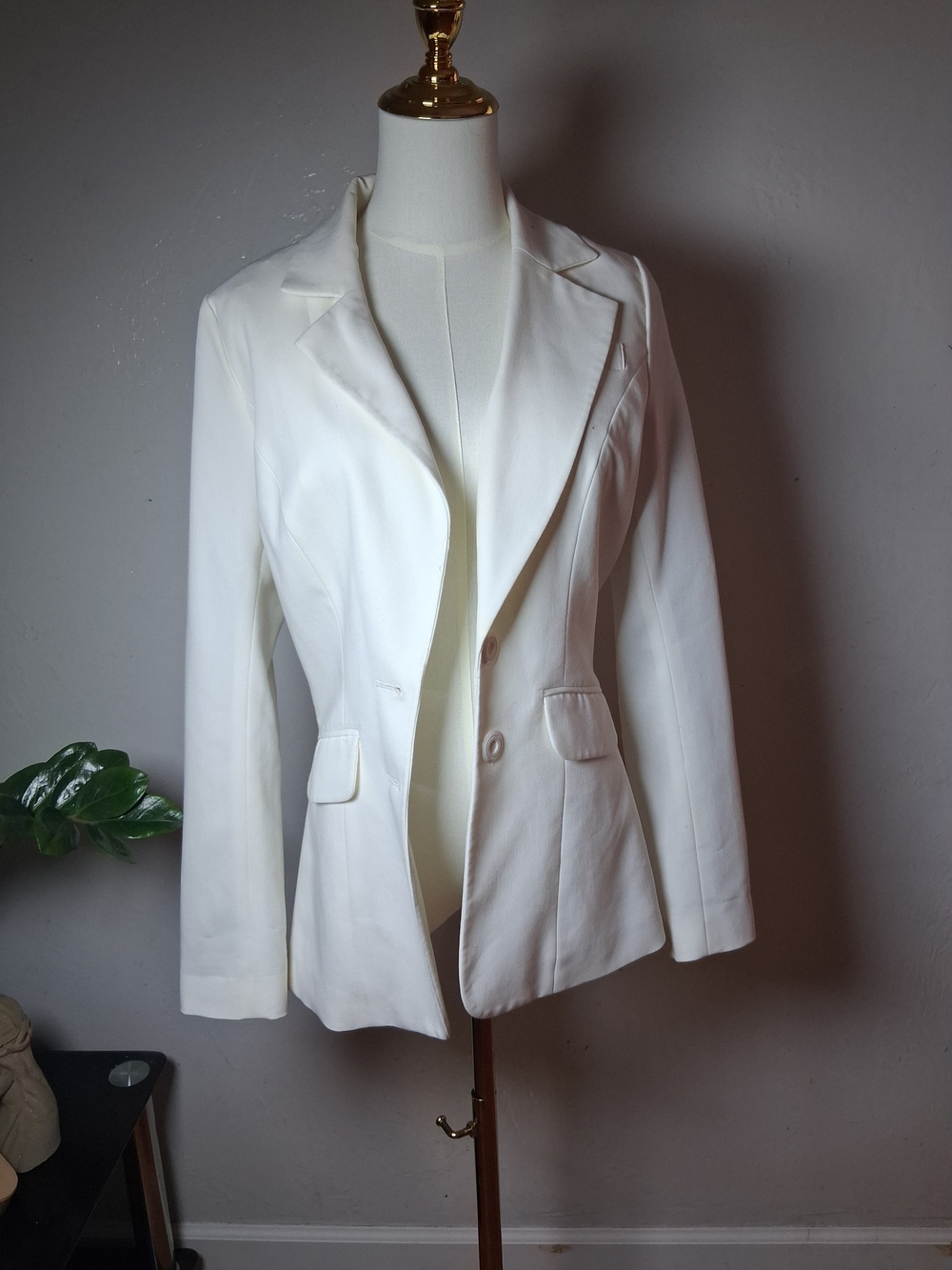 Arden B Cream Single-Button Tailored Blazer